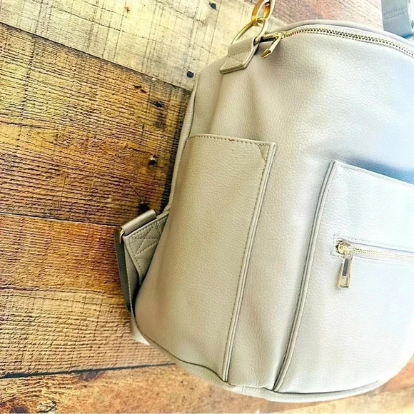 Fawn Design The Original Diaper Bag - Picture 4 of 14